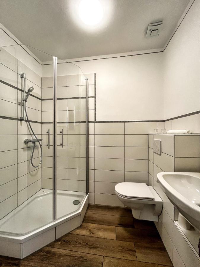 Kleines Bahnhofshotel Greifenstein Buitenkant foto